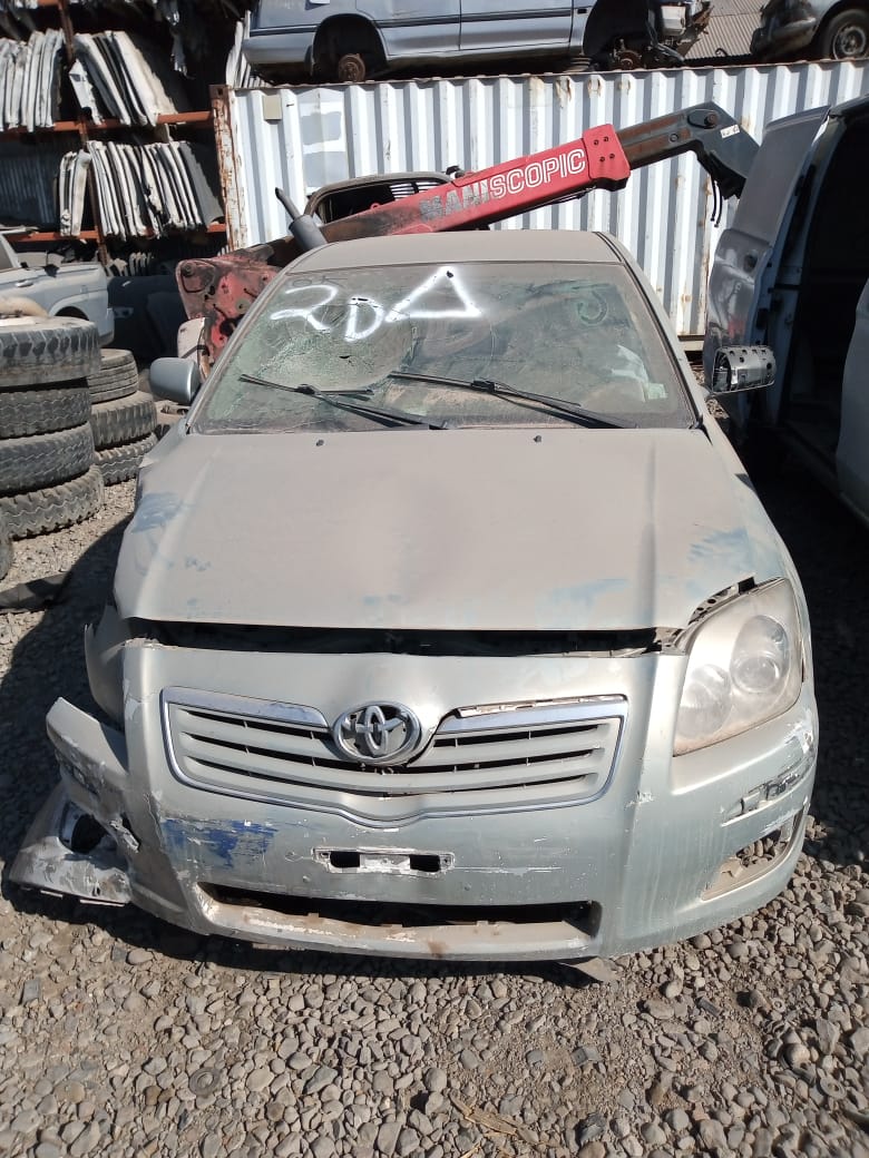  Toyota CORONA 2005    EN DESARME